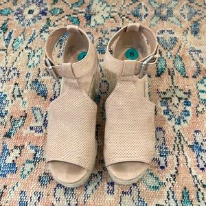 Light pink suede wedges